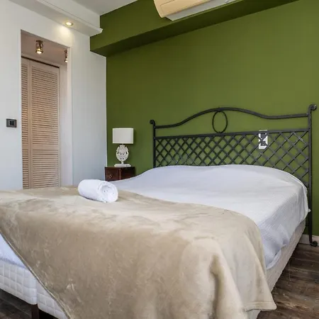 Daire Penthouse Duplex With Rooftop Terrace *