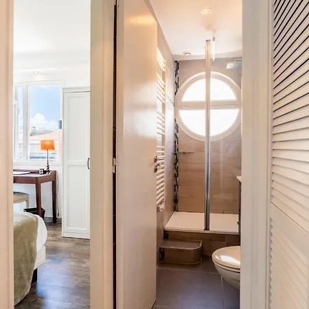 Penthouse Duplex With Rooftop Terrace * Cannes