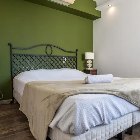 Daire Penthouse Duplex With Rooftop Terrace *